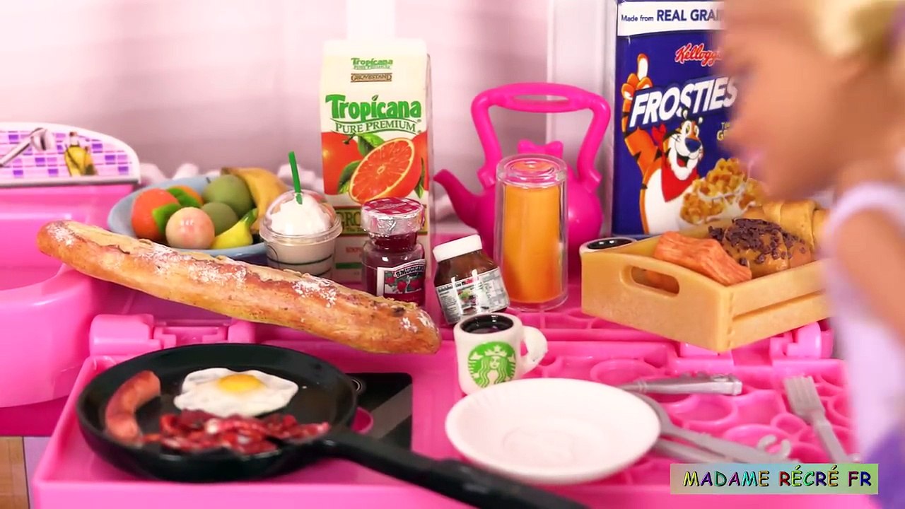 Barbie Morning Routine du Matin ♥ Barbie House Bedroom Morning Routine