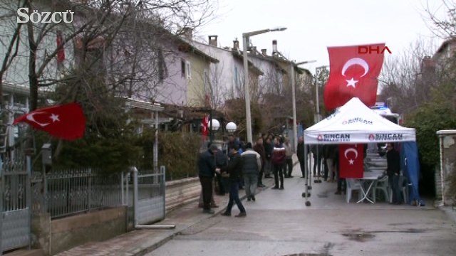 Şehit Uzmançavuş Musa Özalkan'ın baba evine ateş düştü
