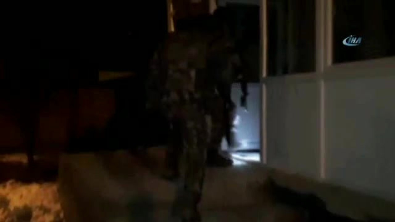 Van'da Sosyal Medya Operasyonu: 6 Gözaltı