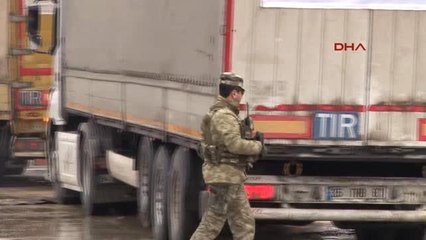 Kilis Askeri Araçlar Öncüpınar'dan Suriye'ye Giriş Yaptı