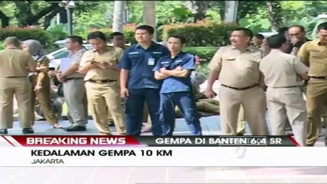 Breaking News - Detik-detik Suasana Gempa 6,4 SR Guncang di Sejumlah Daerah