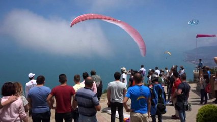 Ordu’da yamaç paraşütüne 'uçak' engeli