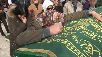 Gülsüm annenin Umut'u toprağa verildi