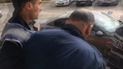 Şanlıurfa’da kendilerine polis süsü veren 3 kişi yakalandı