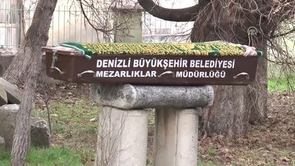 Şehidin Acısına Dayanamayan Hala, Toprağa Verildi