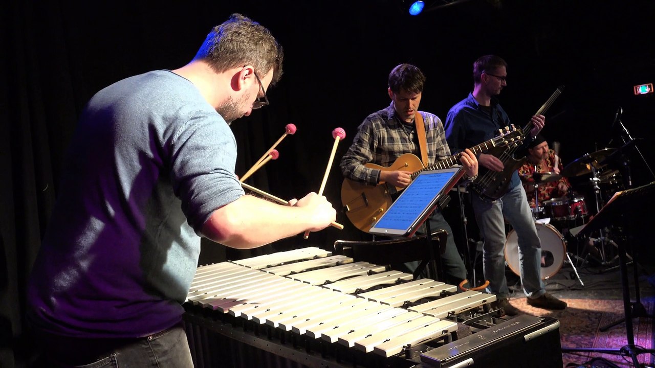 Madison Time 17.01.2018 'Love For Sale'