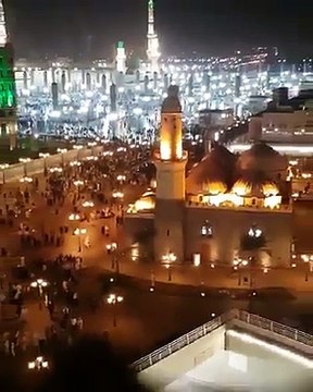 mere aaqa madina na ma mujhe bhi bula naat ,Mere Aaqa Madine Mein hai Mere Aaqa Naat