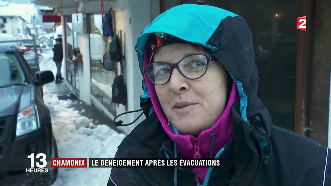 Haute-Savoie : "Pendant trois jours, l'activité, ça a été déneigement" : des villages isolés à cause des intempéries