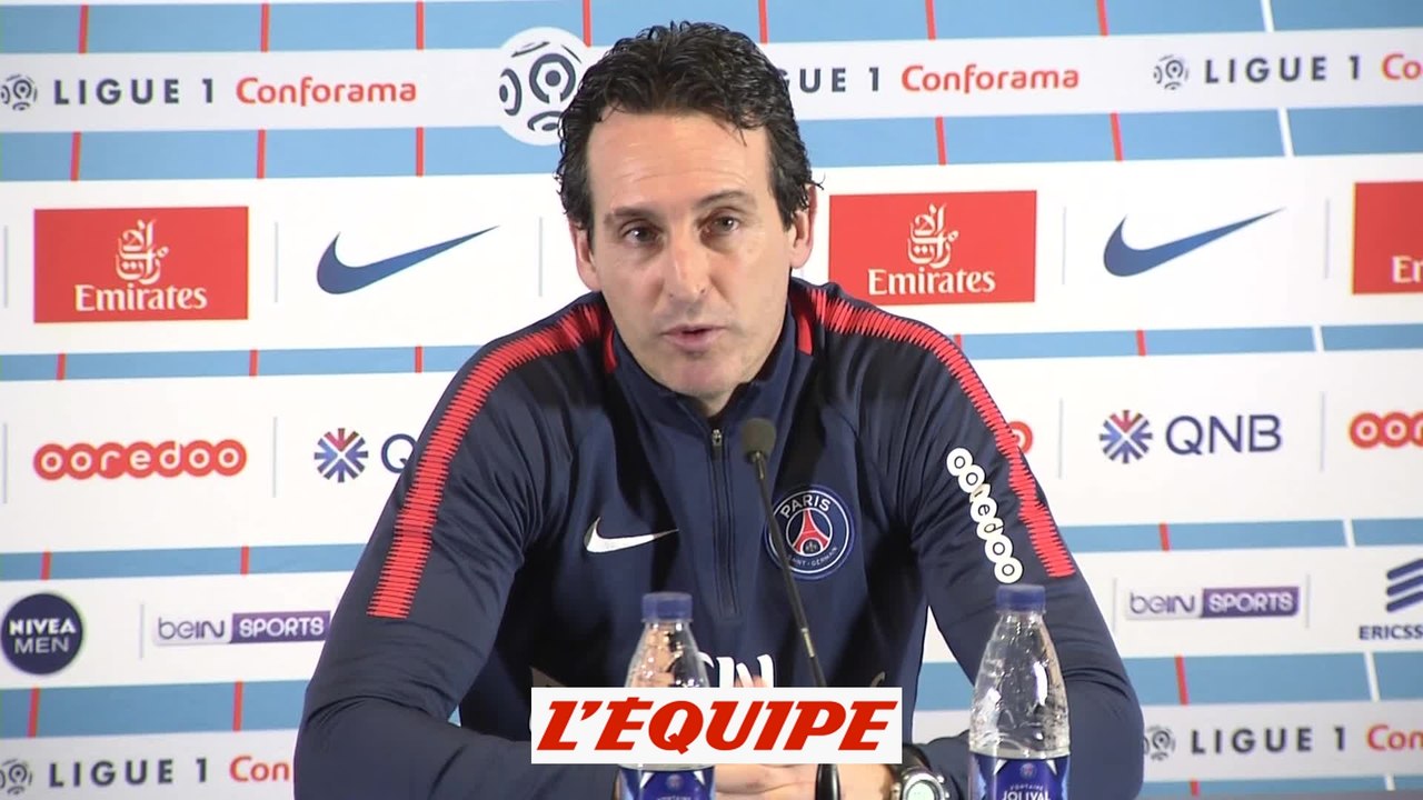 Foot - L1 - PSG : Emery pousse Lucas dehors