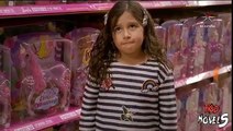 Mauricio le compra una Barbie a Anifer |Papá a toda Madre