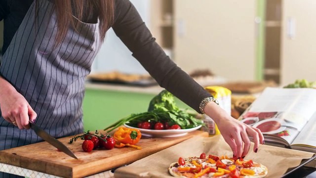 Những khoảnh khắc đáng yêu của con gái khiến chàng trai của họ phải xiêu lòng