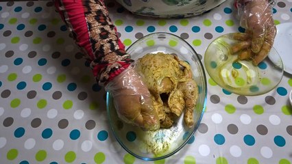 دجاجة محشية بالارز - Un poulet farci