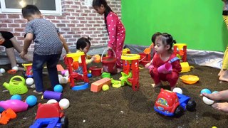 Learn Colors for kids at Indoor Playground with playing Sand   Learn Colors for Kids Video