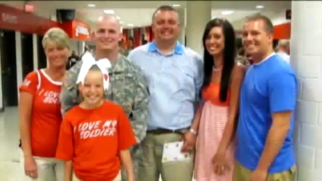Private First Class Bryan Smith surprises his 10-year-old sister in Park Hills
