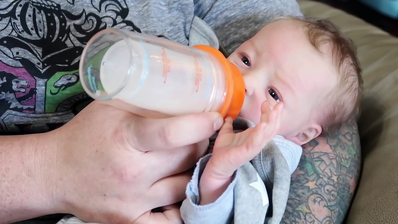 Day In The Life With Reborn Baby Doll - Changing & Feeding Life Like Doll -nlovewithrebornsnew
