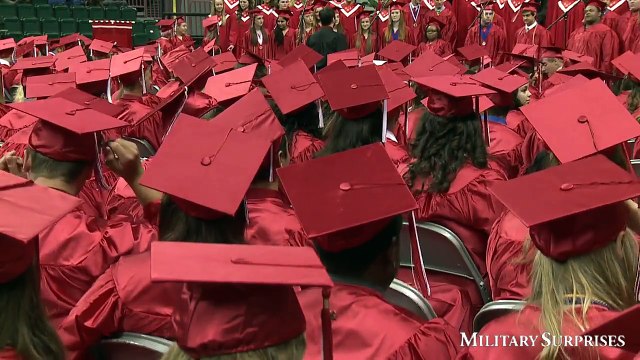 Soldier Brother Surprises His Little Sister at School Graduation Leaves Her In Tears