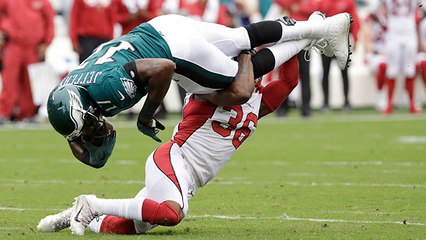 Alshon Jeffery beats Patrick Peterson to convert on third down