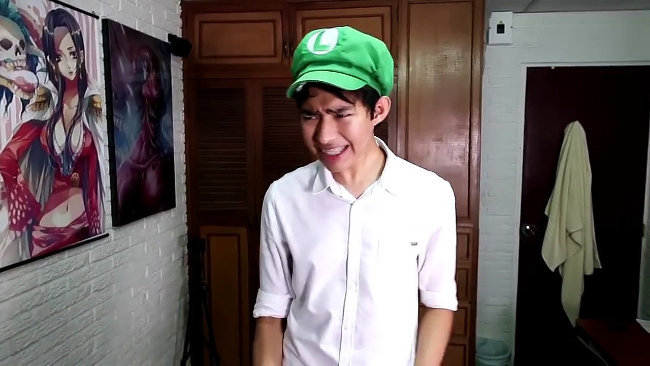 HOLASOYGERMAN VS FERNANFLOO | RETO DE LA BOTELLA ¿Quién es el mejor?