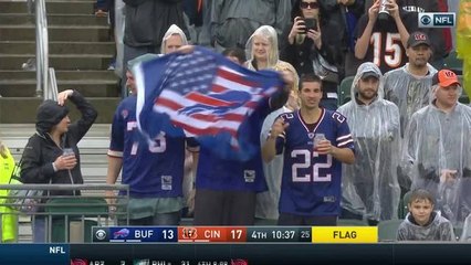 Brandon Tate weaves upfield for a 40-yard punt return