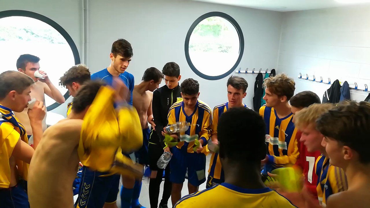 Cri de victoire des U18 gambardella