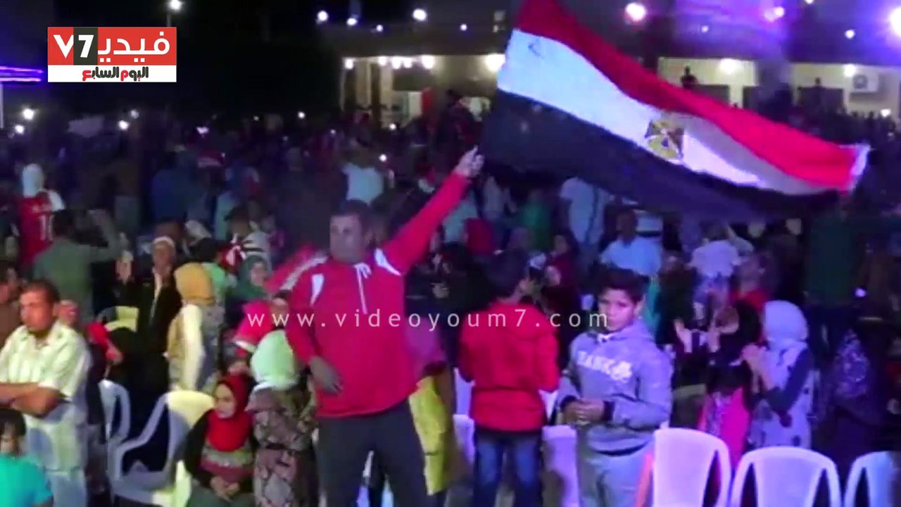 أبناء مطروح يحتفلون بتأهل المنتخب الوطنى لكأس العالم