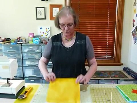 How to make an Applique Quilt as you Go block - Quilting Tips & techniques 072