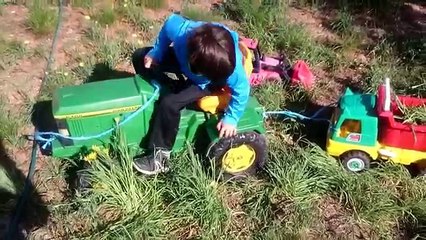 TRACTOR INFANTIL JOHN DEERE 6400 | DIVERTIDO JUGUETE a PEDALES | VÍDEO para Niños y niñas