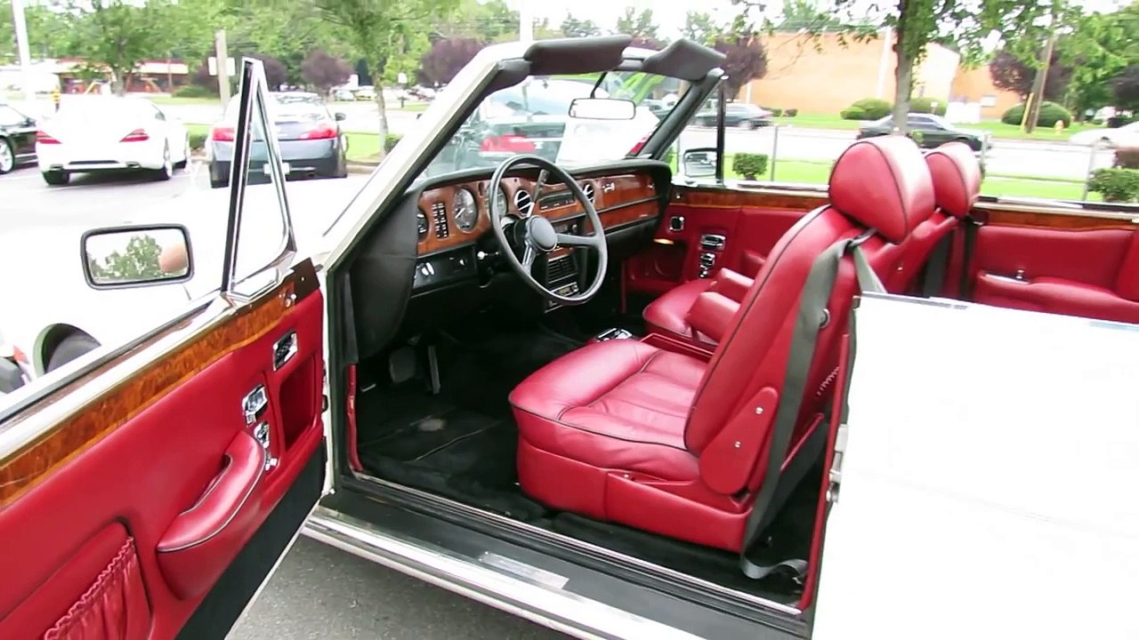 1979 Rolls Royce Corniche Convertible Start Up, Exhaust, and In Depth Review