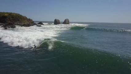 La costarricense McGonagle gana la prueba del mundial femenino de surf en Chile