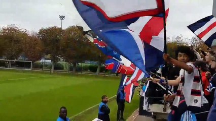 La belle communion des Féminines avec les Ultras