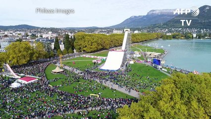 Ski accrobatique: 2e édition du Sosh Big Air à Annecy
