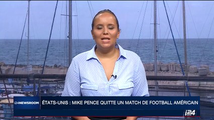 Etats-Unis : Mike Pence quitte un match de football américain