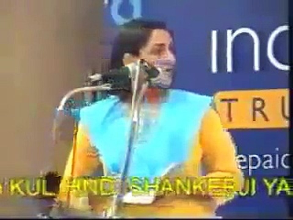 Woh hai sacha mazhab jo islam kahata hai - Lata Haya