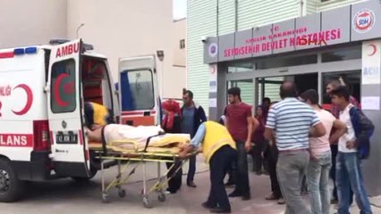 Konya Kavgayı Ayırmak İsterken Kendisi Silahla, Eşi de Traktörün Çarpmasıyla Yaralandı