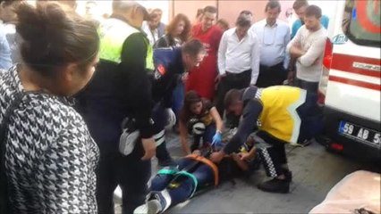 Motosiklet Araçların Arasına Daldı: 1 Yaralı