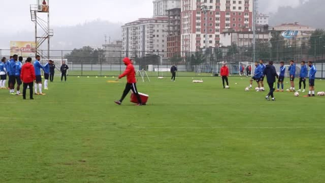 Çaykur Rizespor'da İbrahim Üzülmez İş Başı Yaptı