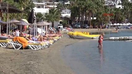 Bodrum'da Güneş Yüzünü Gösterdi, Plajlar Doldu