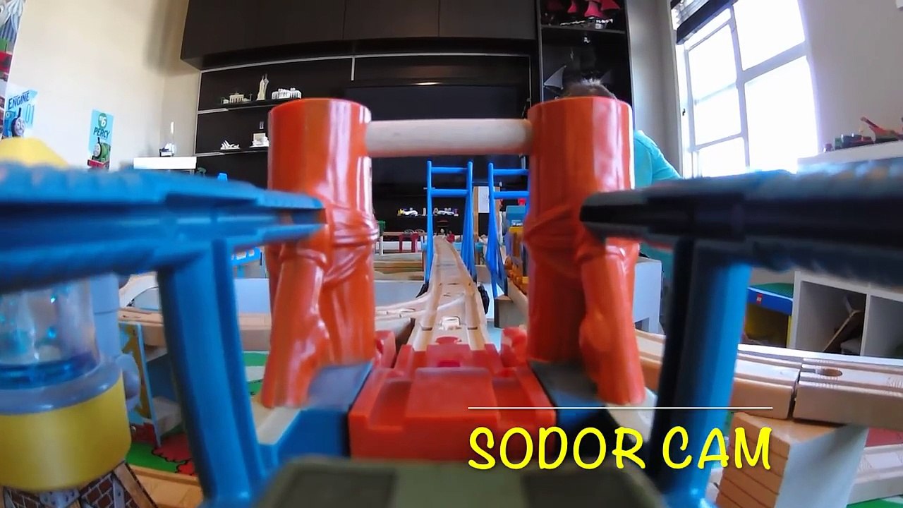 Thomas the Tank Engine | Thomas Playing with Thomas Train Wooden Play Table | Best Murdoch Railway