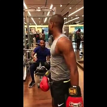 Evra s'entraîne avec Nicolas Anelka !