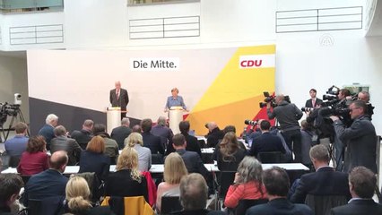 Almanya'da Koalisyon Ön Görüşmeleri Başlıyor