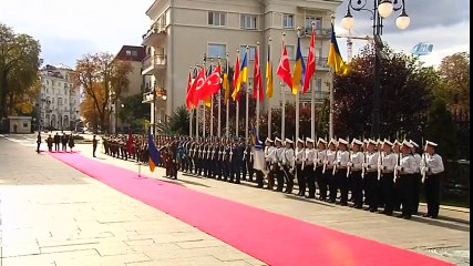 Cumhurbaşkanı Erdoğan, Ukrayna’da Resmi Törenle Karşılandı