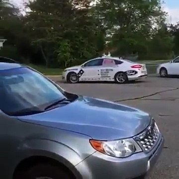 domino's pizza voiture autonome