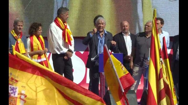 Le nationalisme a rempli l'histoire de guerres, de sang et de cadavres : le discours anti-indépendance de Vargas Llosa