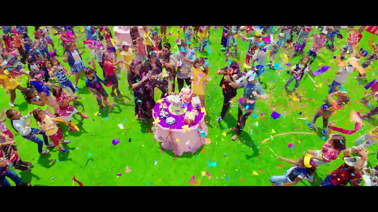 Golmaal Again  Hum Nahi Sudhrenge Video ¦ Ajay Devgn ¦ Parineeti¦ Arshad ¦ Tusshar ¦ Shreyas ¦ Tabu