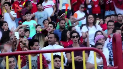 ابنة الحضري ترقص على أنغام "بشرة خير" فى استاد برج العرب