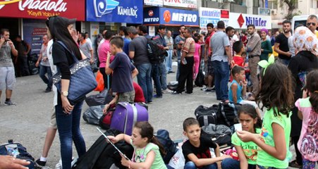 "Yol İzin Belgesi" Alamayan Suriyeliler Şehir Dışına Çıkamayacak!