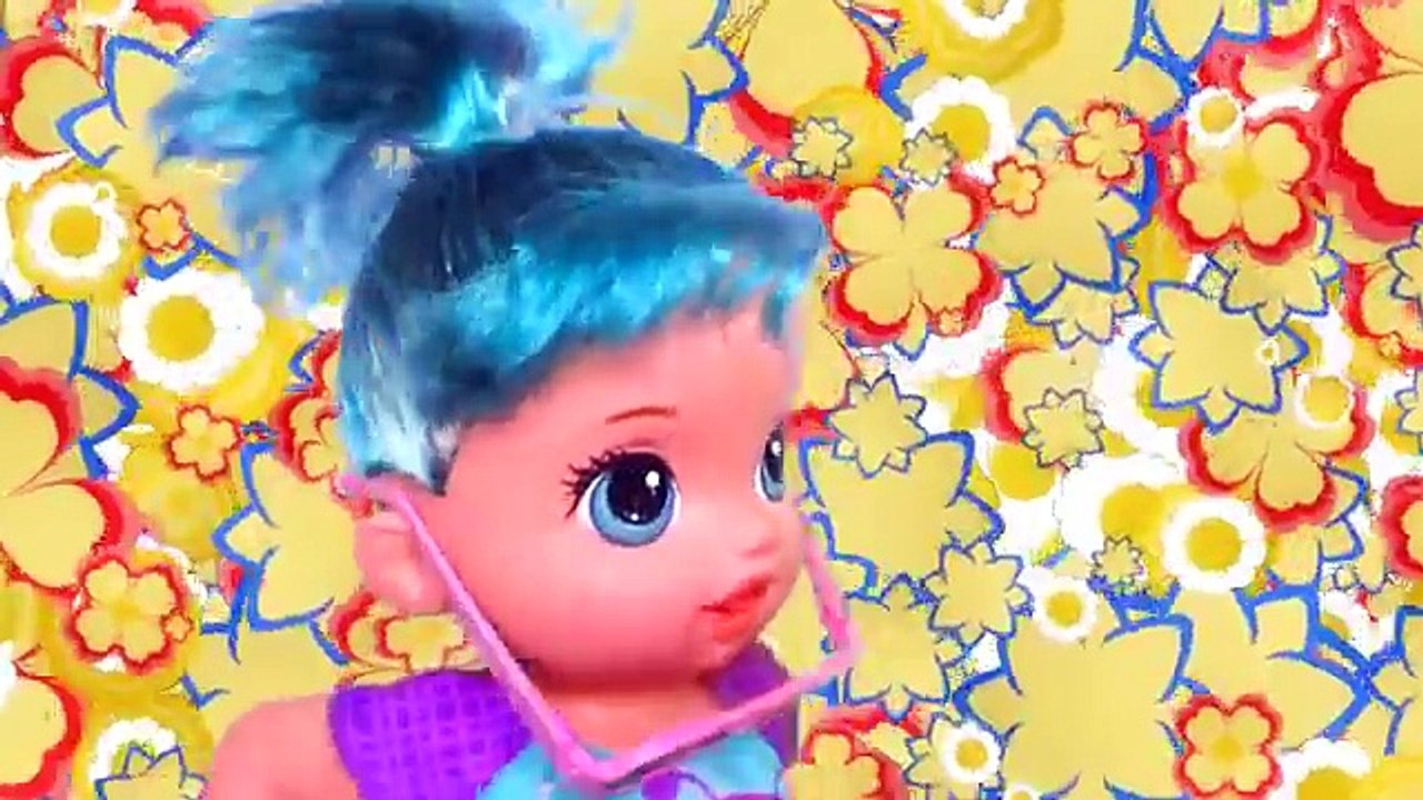 Baby Alive Saphire Eats drinks pees Poops SHOPKINS! during Makeover!