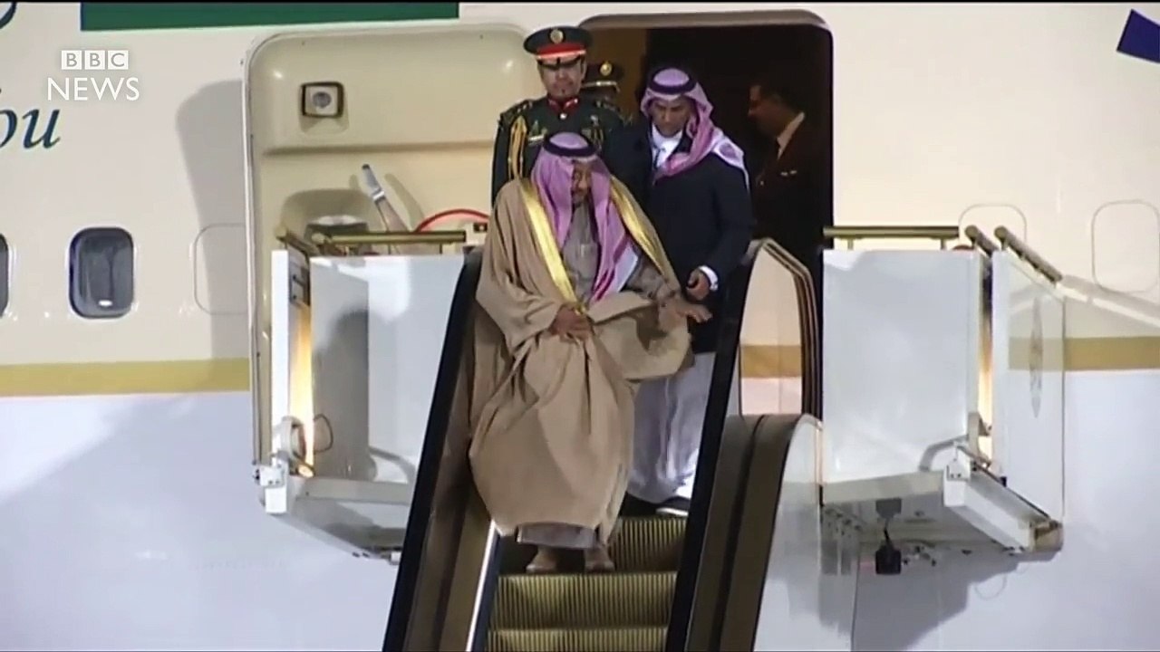 L'escalator en or du roi d'Arabie saoudite se b...