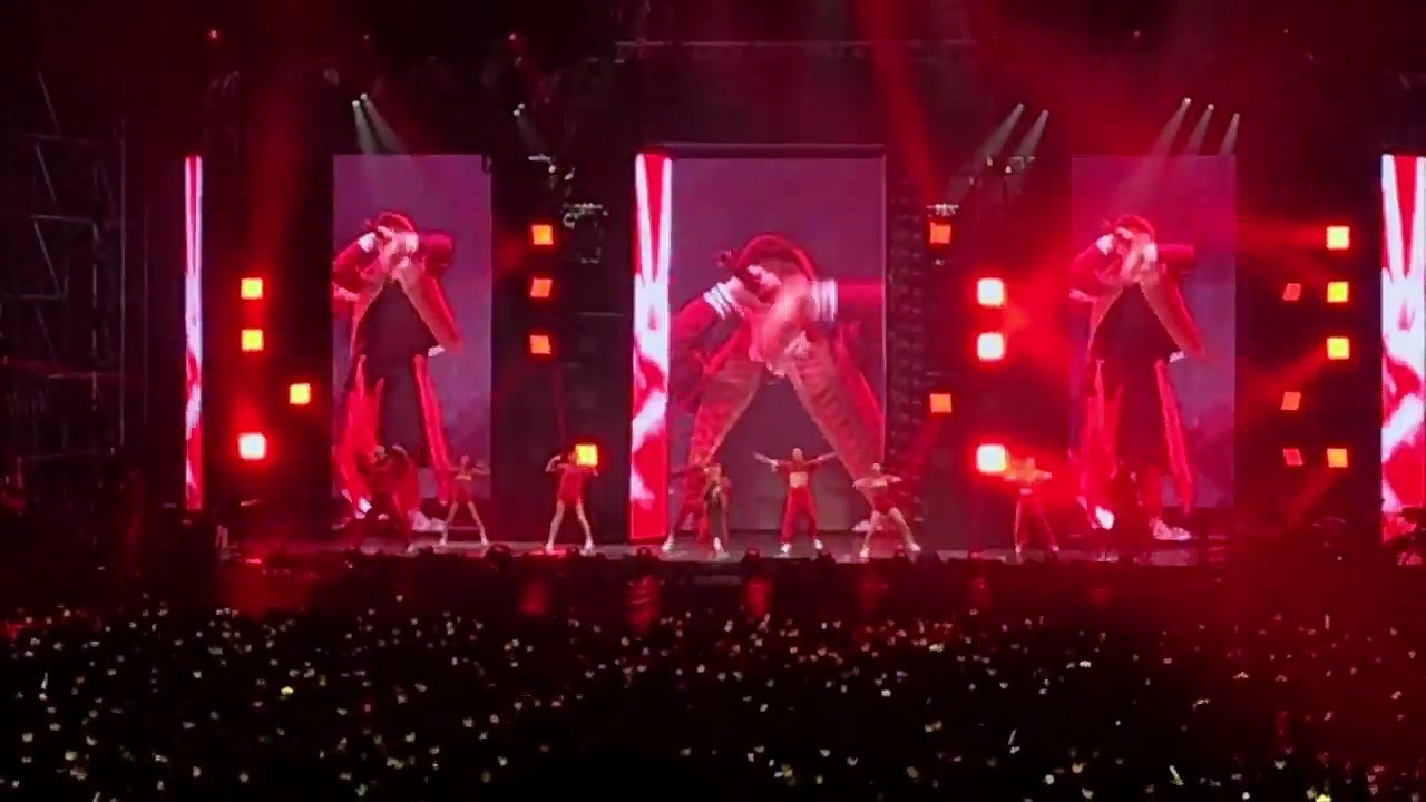 K-POP・アジア G-DRAGON 2017 <ACT III, M.O.T.T.E> Act III: M.O.T.T.E World Tour - Wikipedia