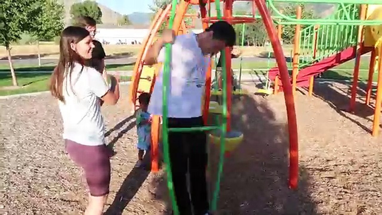 PLEASE DONT HURT ME!!